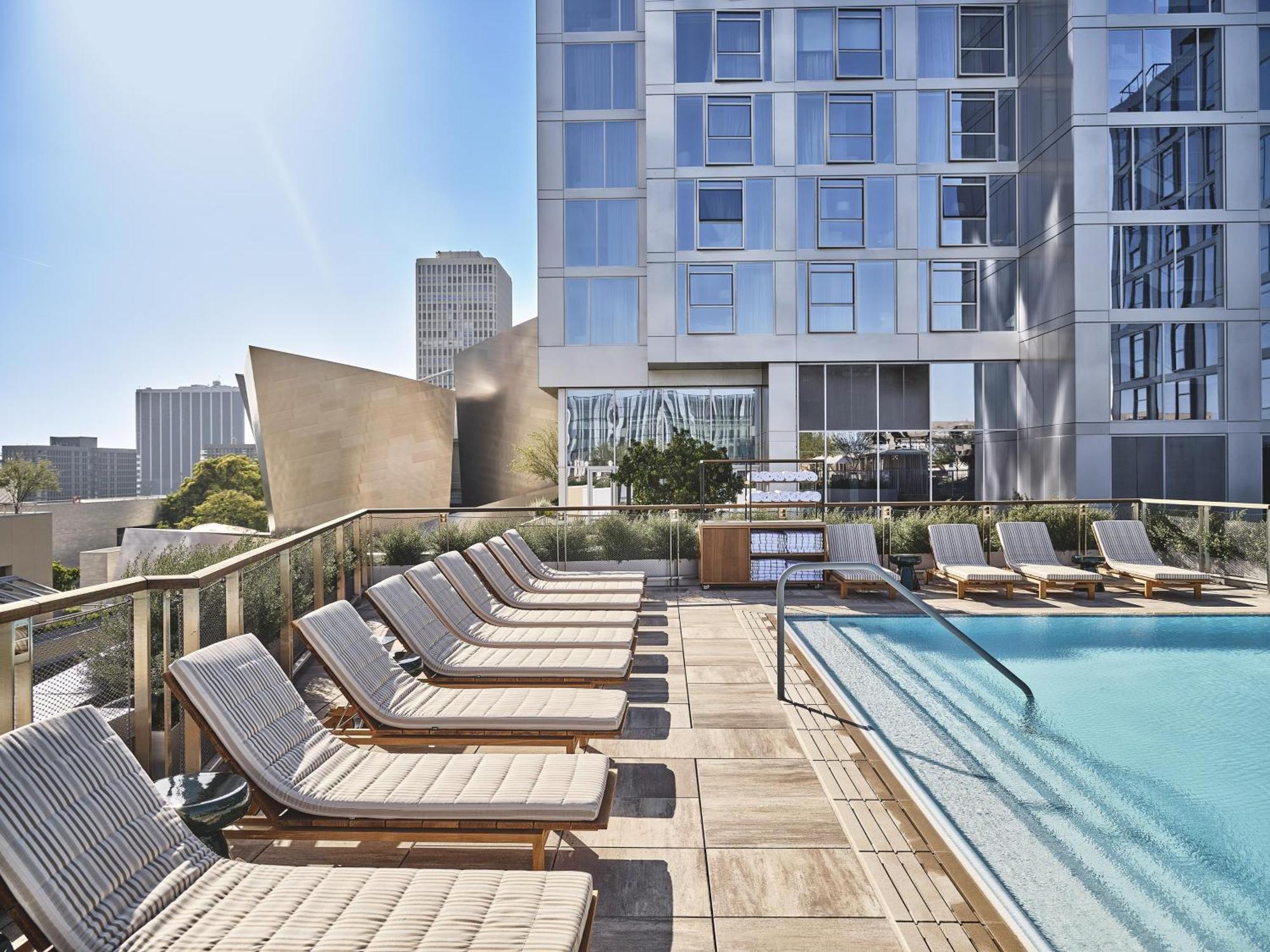 Conrad Los Angeles — Photos 1